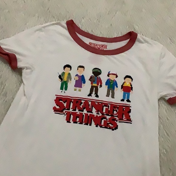 Stranger things women’s white cartoon t shirt size xl - Picture 2 of 5